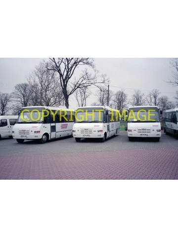 35mm colour neg Brents Coaches (Watford) 3 x Mercedes 814D / Autobus Nouvelle