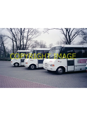 35mm colour neg Brents Coaches (Watford) Mercedes 814D / Autobus Nouvelle x 3