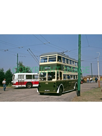 35mm slide Derby Corporation Sunbeam / Weyman Trolleybus RC 8472 - 172