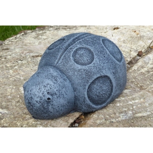 Beautiful Ladybird Cast Stone Garden Ornament Hand Crafted Statue 14cm Long