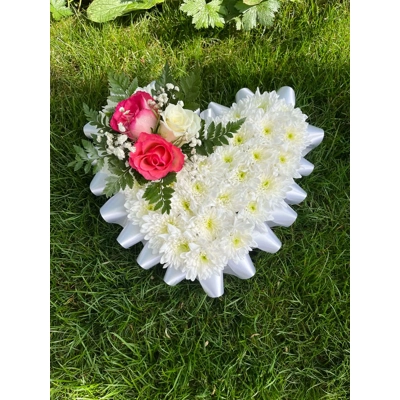 Traditional funeral heart tribute