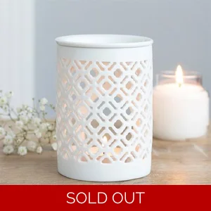 Matte Lattice Cut Oil Burner