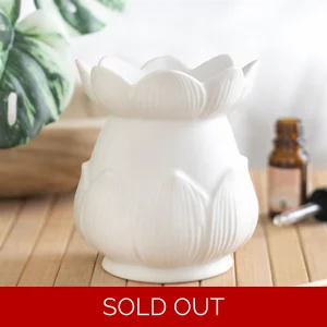 White Lotus Flower Ceramic Oil Burner