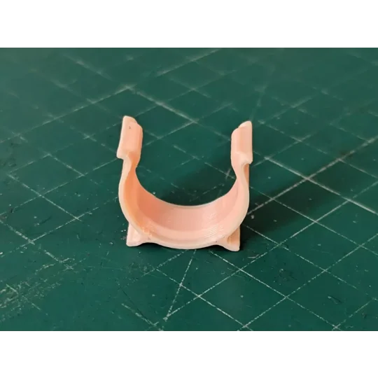 Bobbin clips
