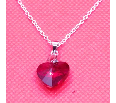 Red multifaceted Heart necklace