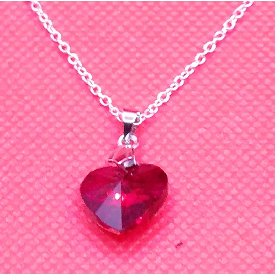 Red multifaceted Heart necklace