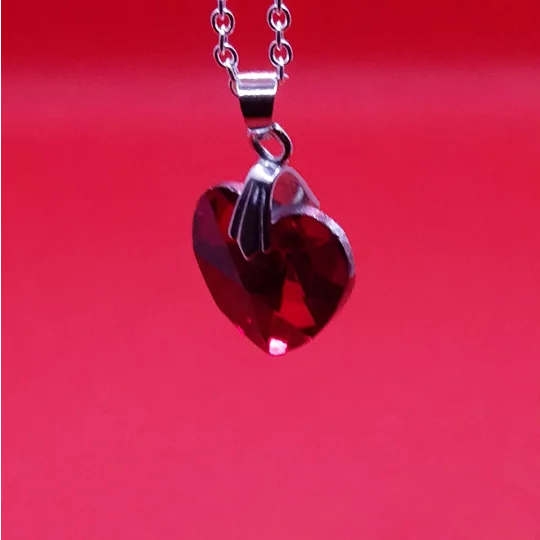 Red multifaceted Heart necklace