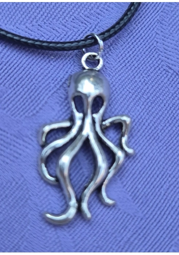Kraken octopus necklace on a 45cm (18