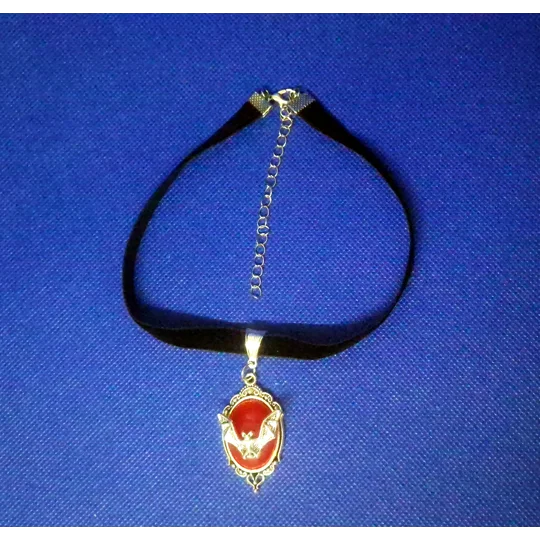 Bat Choker