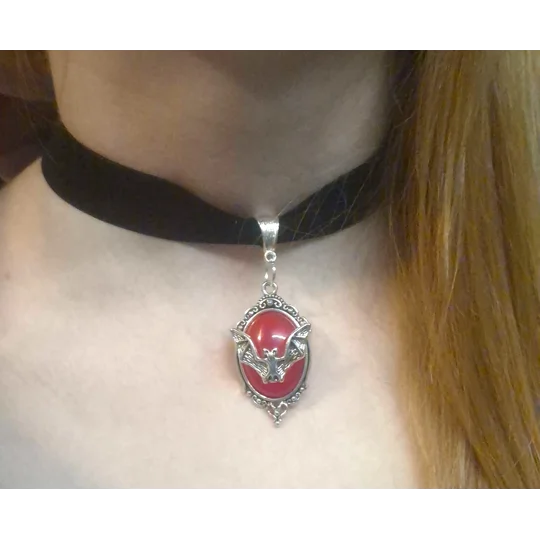 Bat Choker
