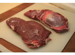 Australian Grass-Fed Black Angus Beef Cheek – 2pcs/pack (1-1.2kg)