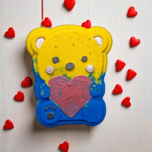 Bear with Heart Bath Bomb