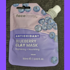 Antioxidant Blueberry Clay Mask