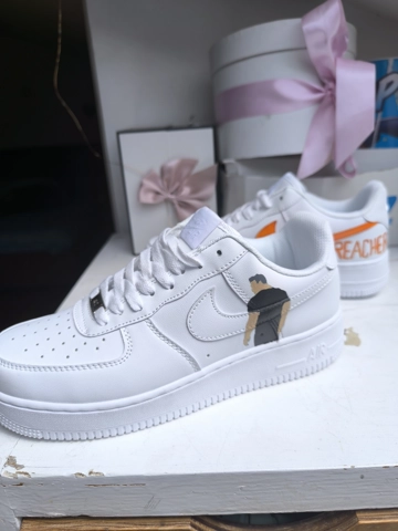 Nike AF1 Reacher's back..