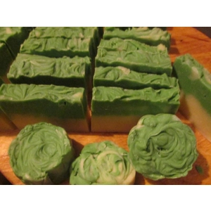 Handmade Natural fresh cucumber & lime shea butter olive o..