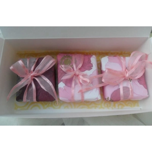Guest Size Handmade Shea Butter Soap Gift Box