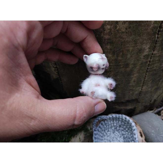 Additional Image for Natalia Logvin - White Bead