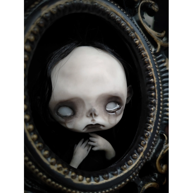 Additional Image for Katy Rein - Little Morticia box