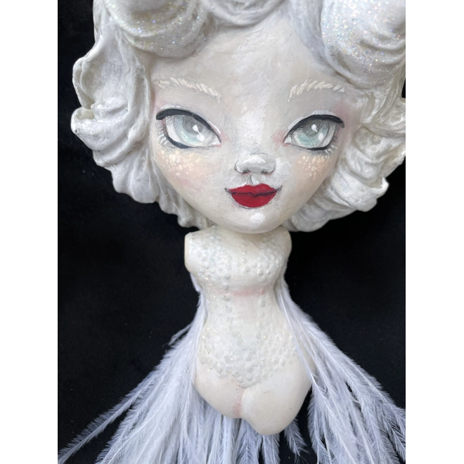 Additional Image for Silvia Scarpellini - Mistress Lunaria Plume