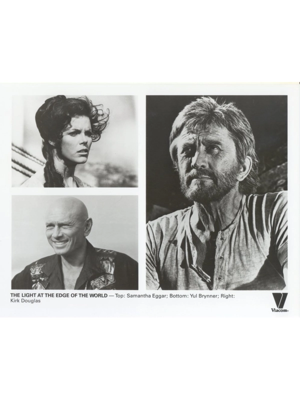 Light at the Edge of the World Yul Brynner Samantha Eggar Douglas Press Photo