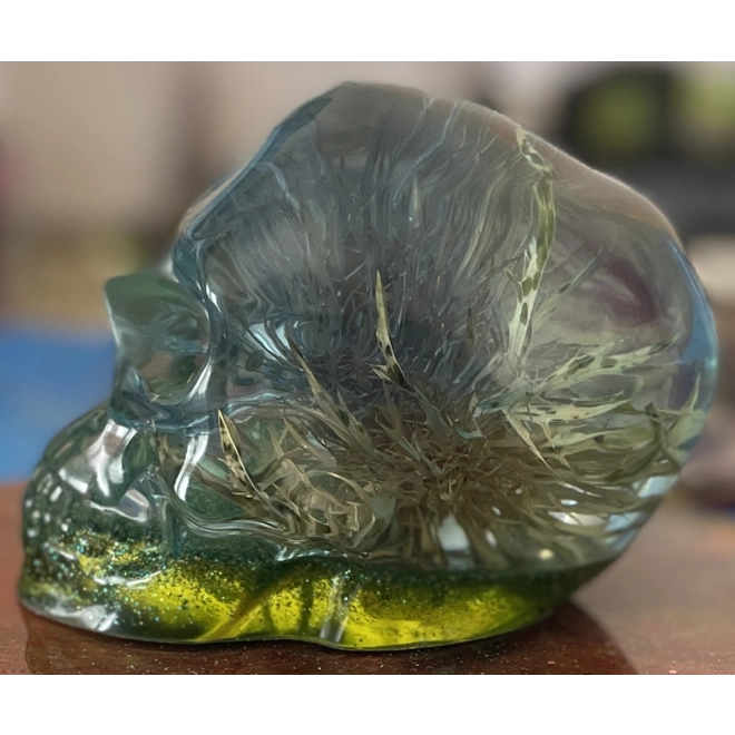 Additional Image for Scottish Thistle Resin Skull