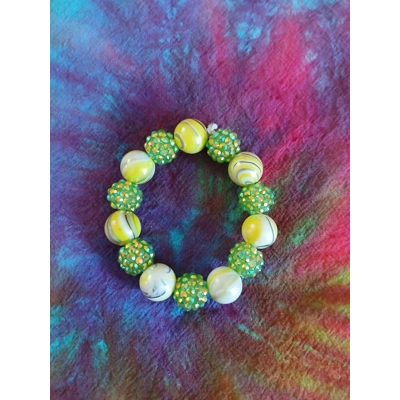 Green sparkle beaded stretch bracelet Green sparkle beaded stretch bracelet