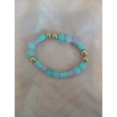 Blue clay and round beaded bracelet