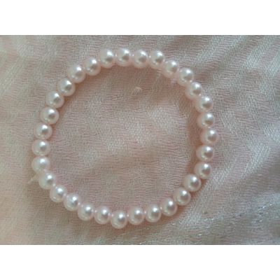 Fancy Faux Pink Pearl bracelet Fancy Faux Pink Pearl bracelet