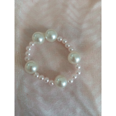 Pink and white faux pearl beaded. Stretch bracelet Pink and white faux pearl beaded. Stretch bracelet