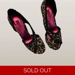 Betsey Johnson leopard print High Heels = 6..5