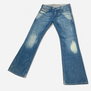 Diesel ZATHAN Deadstock Jeans – Purple & Orange Stitching – Made in Italy – Size 31