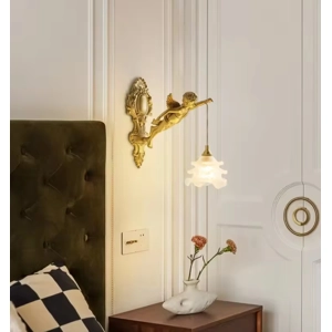 מלאך קריסטל קיר