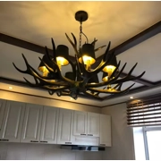 שנדליר עץ 12 ראשים