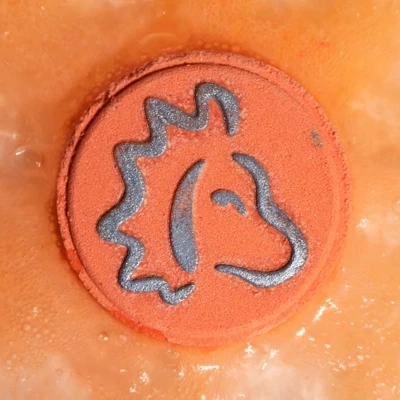 Box of 2 Zodiac Bath Fizzers with Horoscope - Leo Box of 2 Zodiac Bath Fizzers with Horoscope - Leo
