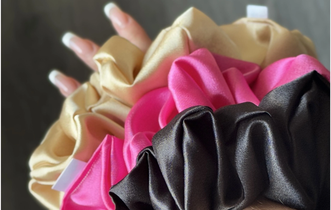 Luxury Champagne, Vivid Pink & Black XL