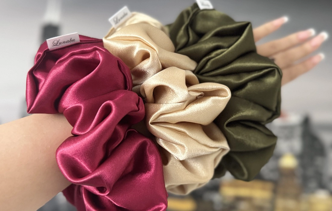 Burgundy Wine, Champagne & Bottle Green