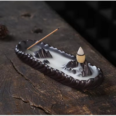 Mountain Backflow Incense Burner – A Misty Escape in Minia..