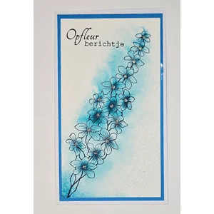 WK-233 Mixed Media Opfleurkaart met Blauwe Bloemen