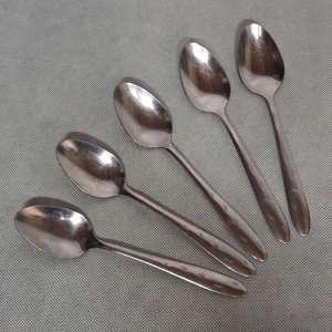 Utica Snow Drop Soup Spoons 5 Stainless Steel 6 7/8