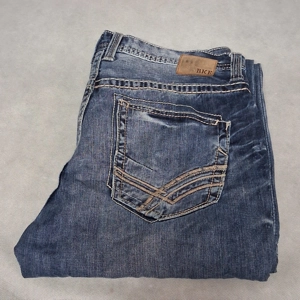 BKE Tyler Blue Jeans 38L 38x34 Medium Washed Straight Leg Relaxed Fit