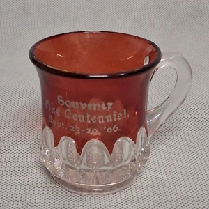 US Glass Ruby Flash Arched Ovals Mug Pikes Peak 1906 Centennial Souvenir