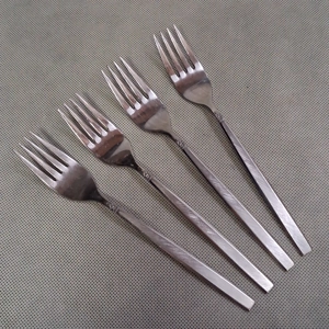 Oneida LTD Melissa Dinner Forks 4 Stainless Steel 7 1/4