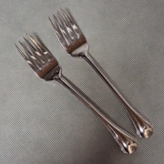 Pfaltzgraff Casselberry Salad Forks 2 Stainless Steel 6 3/4