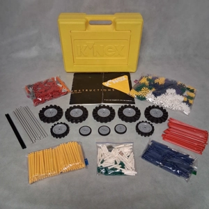 K'Nex 641 Piece Lot Rods Connectors Tires Parts Pieces + Case & Instructions