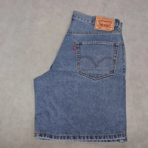 Y2K Levi's 550 Blue Jean Shorts 33x9 Relaxed Fit Medium Washed Denim