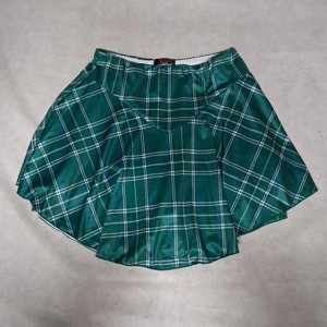 Girece Plaid Mini Skort Women's Medium Green New With Tags