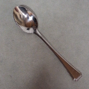 Stanley Roberts Rogers Richmont Teaspoon Glossy Stainless Steel 6 1/8