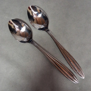 Cambridge Tenor Mirror Oval Soup Spoons 2 Glossy Stainless Steel 8 1/8