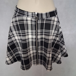 Hot Topic Black White Plaid Skater Mini Skirt Women's Small O Ring Front Zip