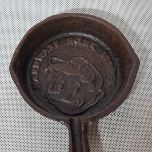 Hardware Hank Stores Cast Iron Skillet Ashtray 6